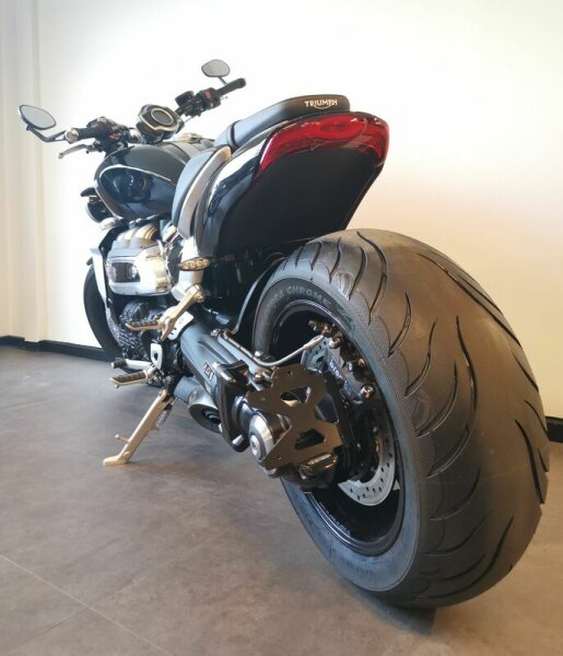 ACCESS DESIGN Seite Nummernschildhalter Schwarz Triumph Rocket 3