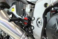 GILLES TOOLING VCR38GT Einstellbare Fußrastenanlage Schwarz Aprilia