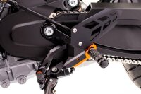 GILLES TOOLING VCR38GT Einstellbare Fußrastenanlage Schwarz/Orange KTM 790 Duke