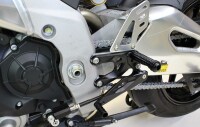 GILLES TOOLING FXR zurückverlegte Fußrastenanlage Schwarz Aprilia