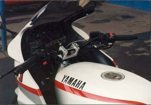 STREET-BIKE-UMBAUKIT FÜR FJ1200 1986-96